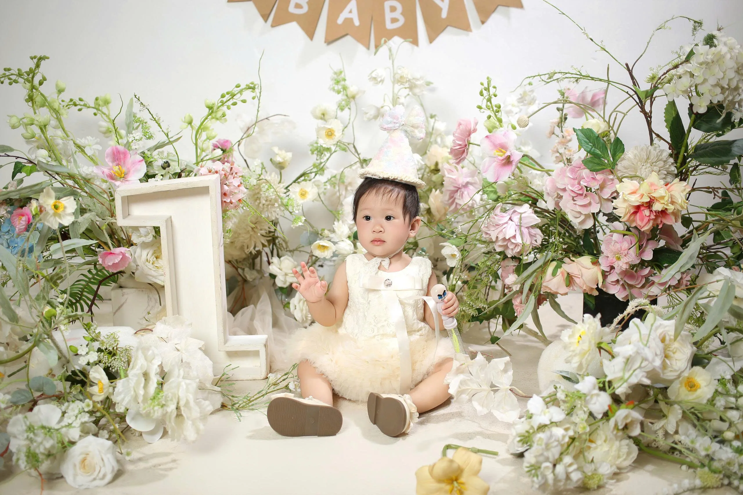 Dưa Hấu bên hoa và con số một